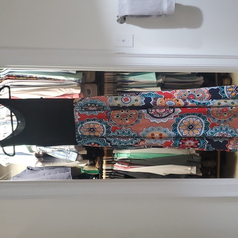 Size medium Maxi